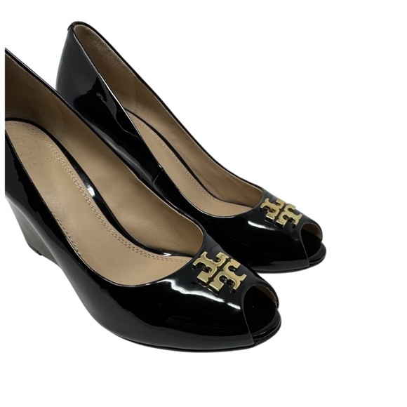 Tory Burch Jade Peep Toe Patent Leather Wedge Heels Pumps Black Sz 6 - Picture 2 of 12